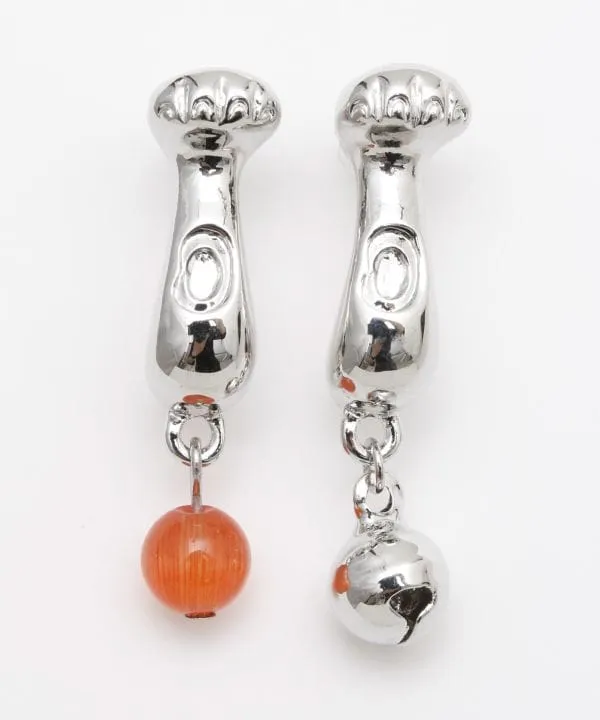 MEKO MANEKI Hand Clip Earrings
