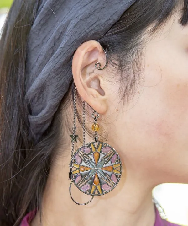 Spanish Color Earhook